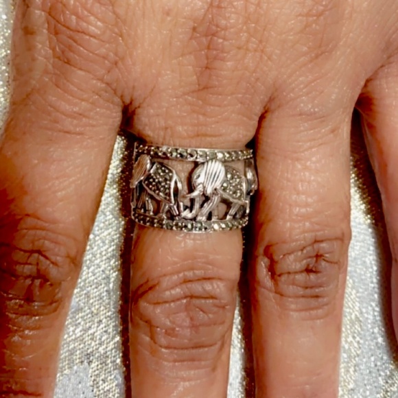 Elephant hand bracelet and Elephant 🐘 ring - Picture 4 of 7